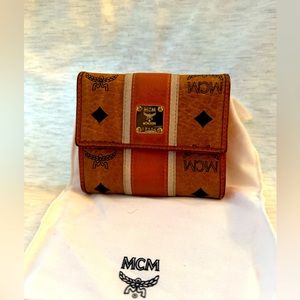 MCM bifold wallet orange.preloved